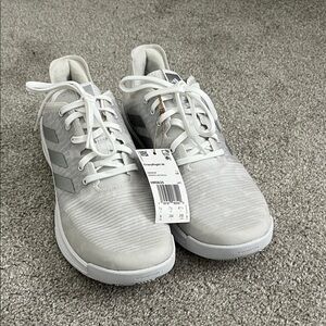 NWT Crazy flight adidas Light Gray and White Athletic Sneakers size 9